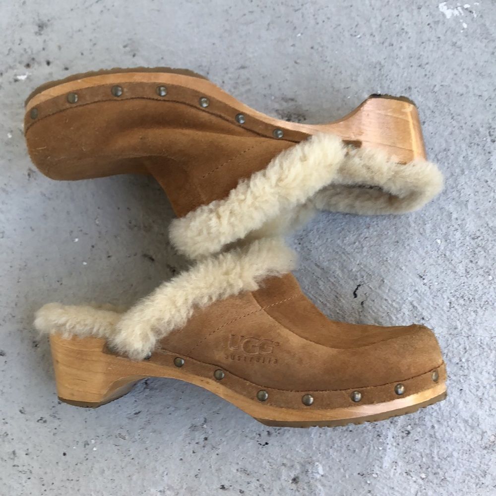 Ugg  Wooden Clogs - Picture 2 of 8